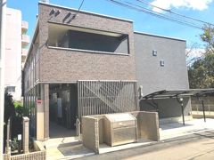 クレイノペルレシュロス Ⅹの外観画像