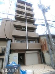 マキシの外観画像