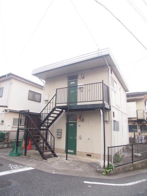 鈴木荘の外観画像