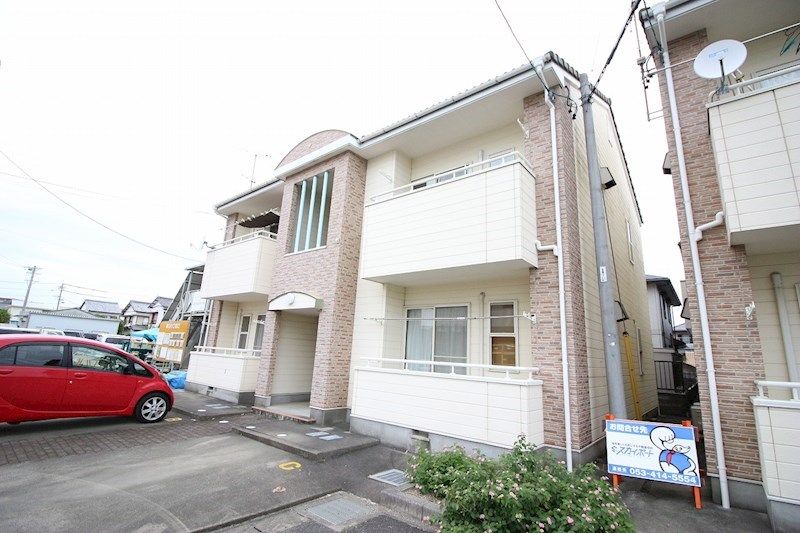 ロン・テット西棟の外観画像