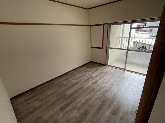 ベッドルーム
