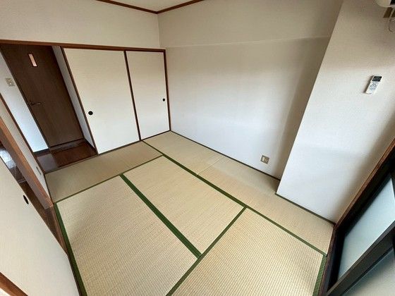 ベッドルーム