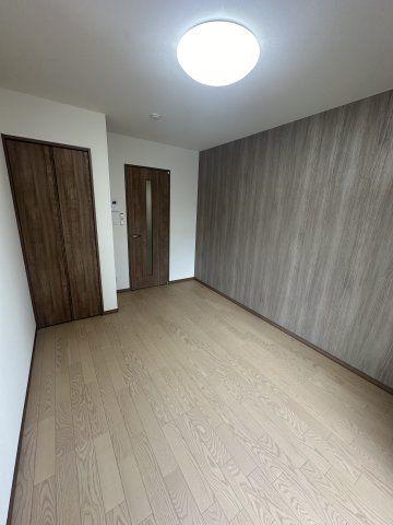 ベッドルーム