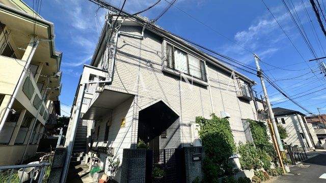 センチュリーシオン国立の外観画像