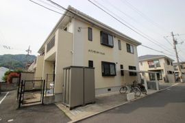 メゾンモンターニュA棟の外観画像