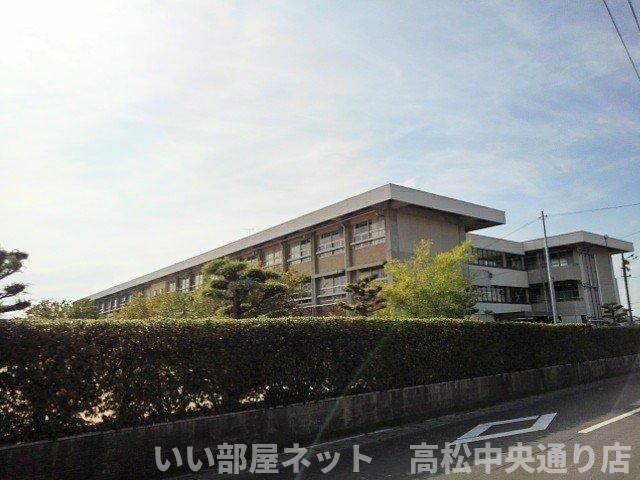 多度津町立豊原小学校まで1000m