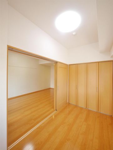ゲオ/北九州/イオンタウン黒崎店 (530m)