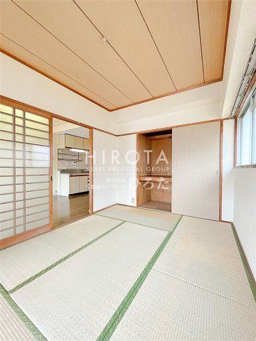 ファミリーマート/小倉富野口店 (180m)