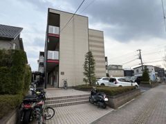 レオパレスMLハロープラザの外観画像