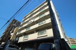 クレスト木屋の外観