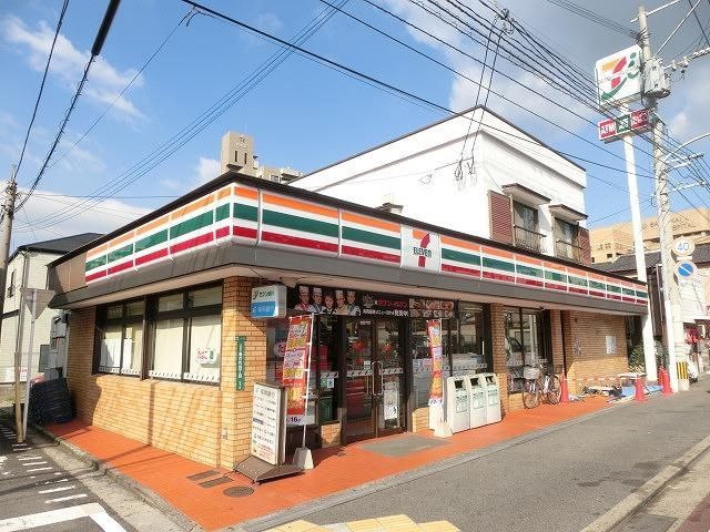 セブン‐イレブン／八幡春の町店(200m)