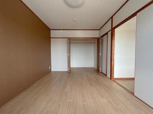 ベッドルーム