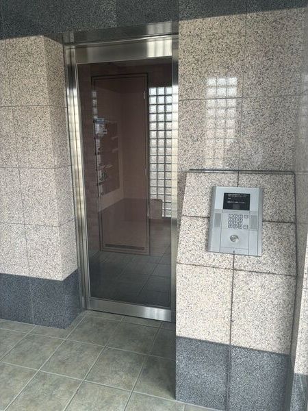 ロビー