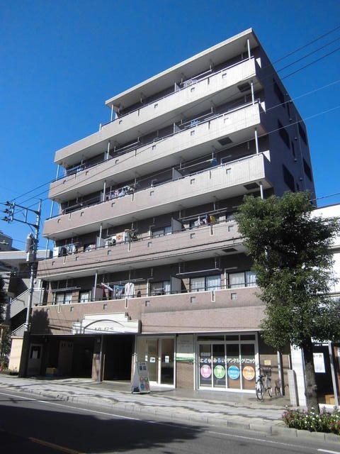 モンテボヌールの外観画像