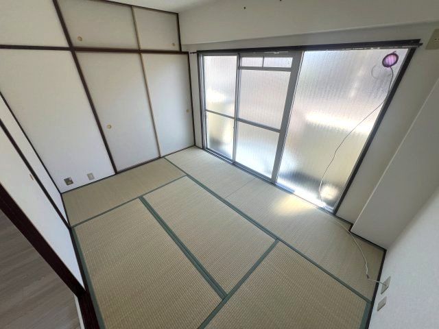 ベッドルーム