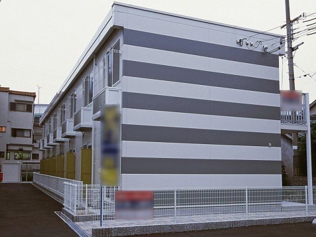 レオパレスザ ファミリアの外観画像