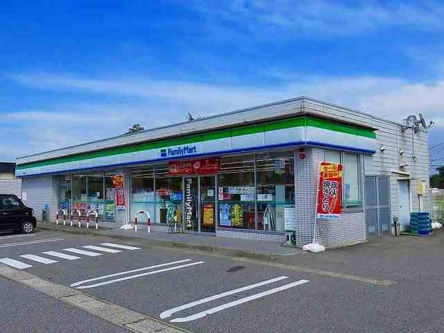 ファミリーマートまで400m