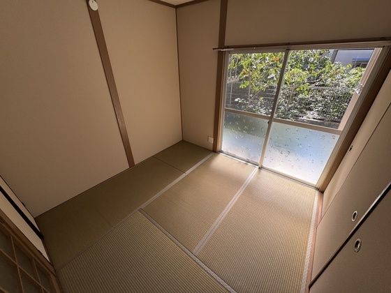 ベッドルーム