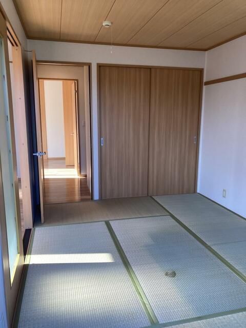 ベッドルーム