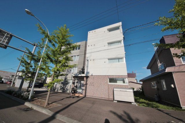 カーサレガーロの外観画像