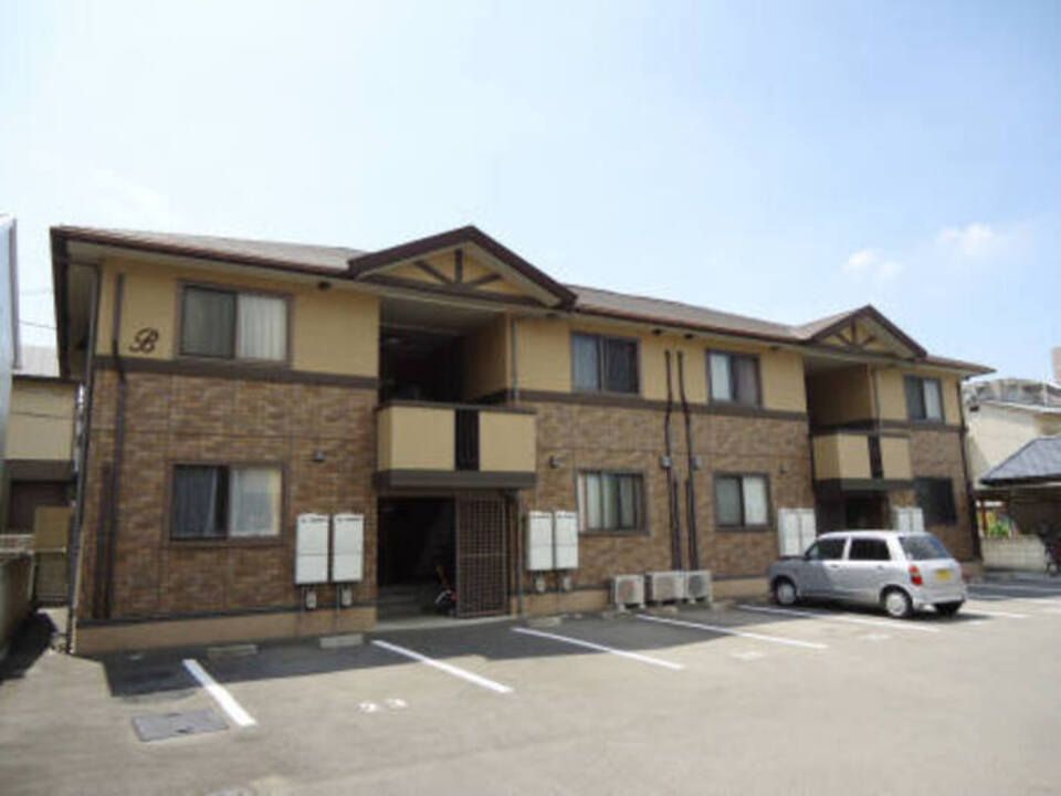 サニーハイツ B棟の外観画像