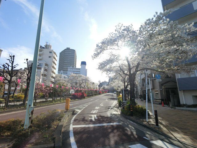 近くに施設あり
