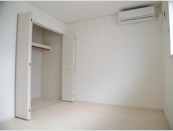 ベッドルーム