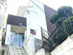 エスコートパレス南太田の外観画像