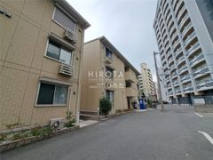 サニー ウェストの外観画像