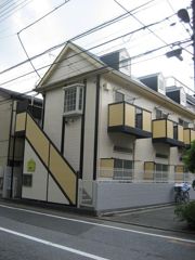 トラストハウスの外観画像