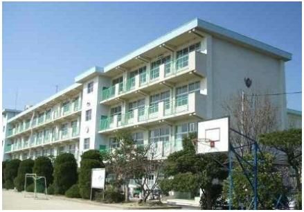 引野小学校(960m)