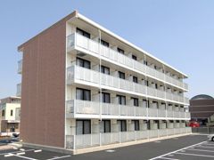 レオパレスしるびあの外観画像