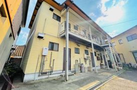 クローバーハウスの外観画像