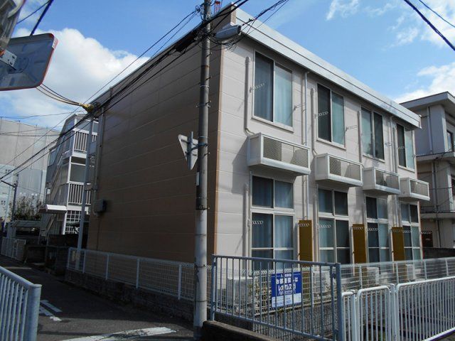 レオパレスコンフォールの外観画像