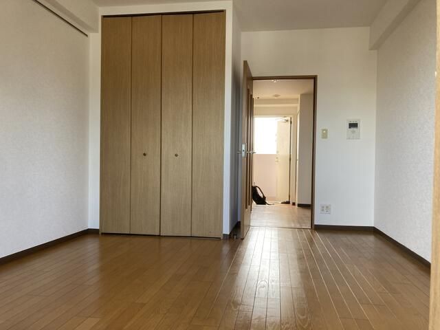 ベッドルーム