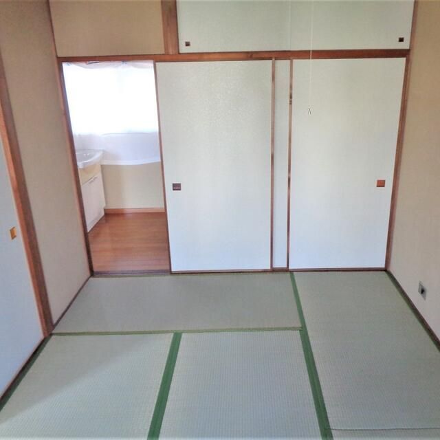 ベッドルーム
