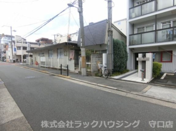 近くに施設あり