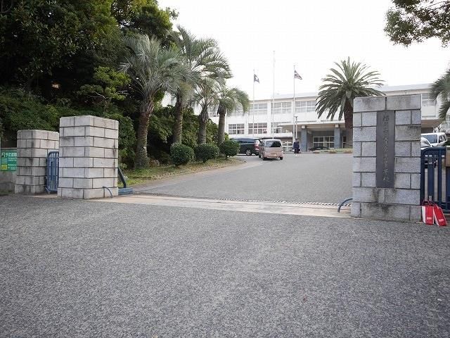 福岡県立小倉高校(850m)