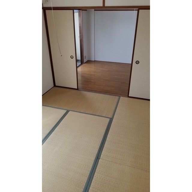 ベッドルーム