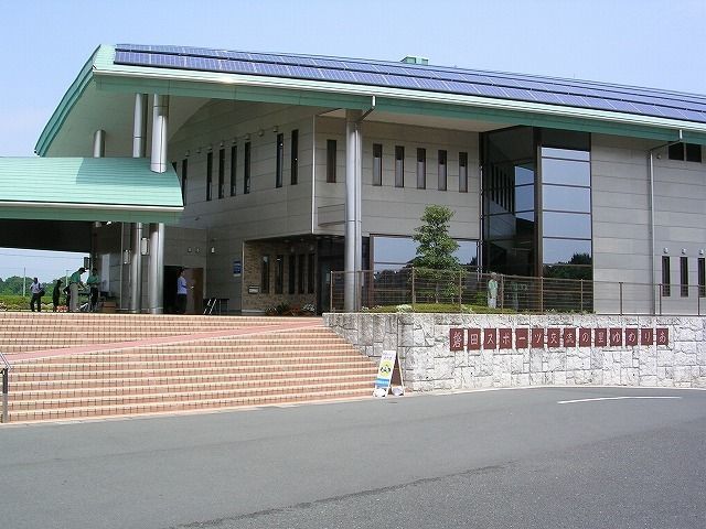 近くに施設あり