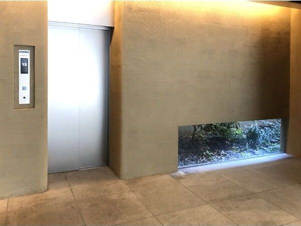 ロビー