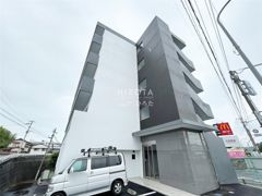 レジェンド則松の外観画像