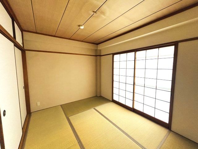 ベッドルーム