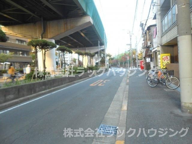近くに施設あり