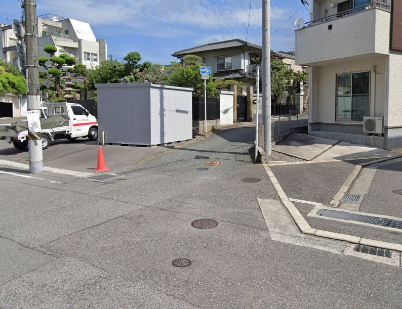 近くに施設あり