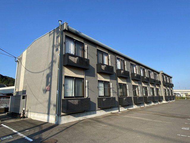 レオパレスF OHANAの外観画像