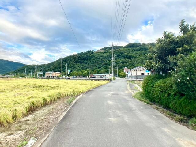 近くに施設あり
