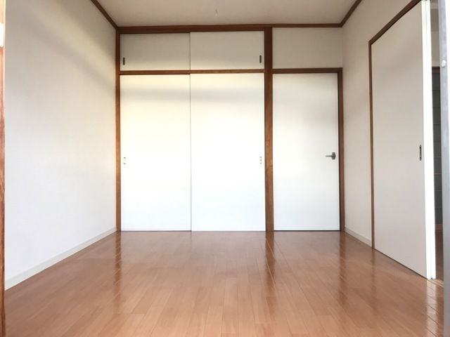 ベッドルーム