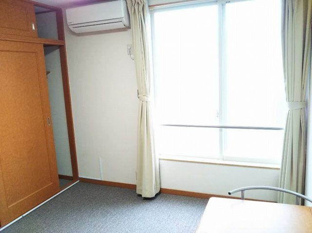 ベッドルーム