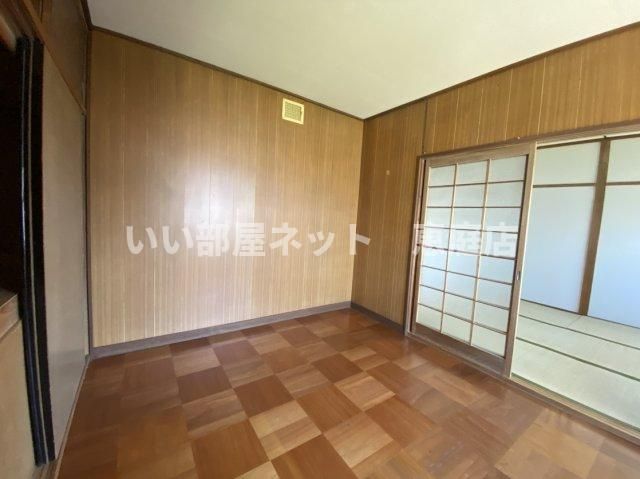 ベッドルーム